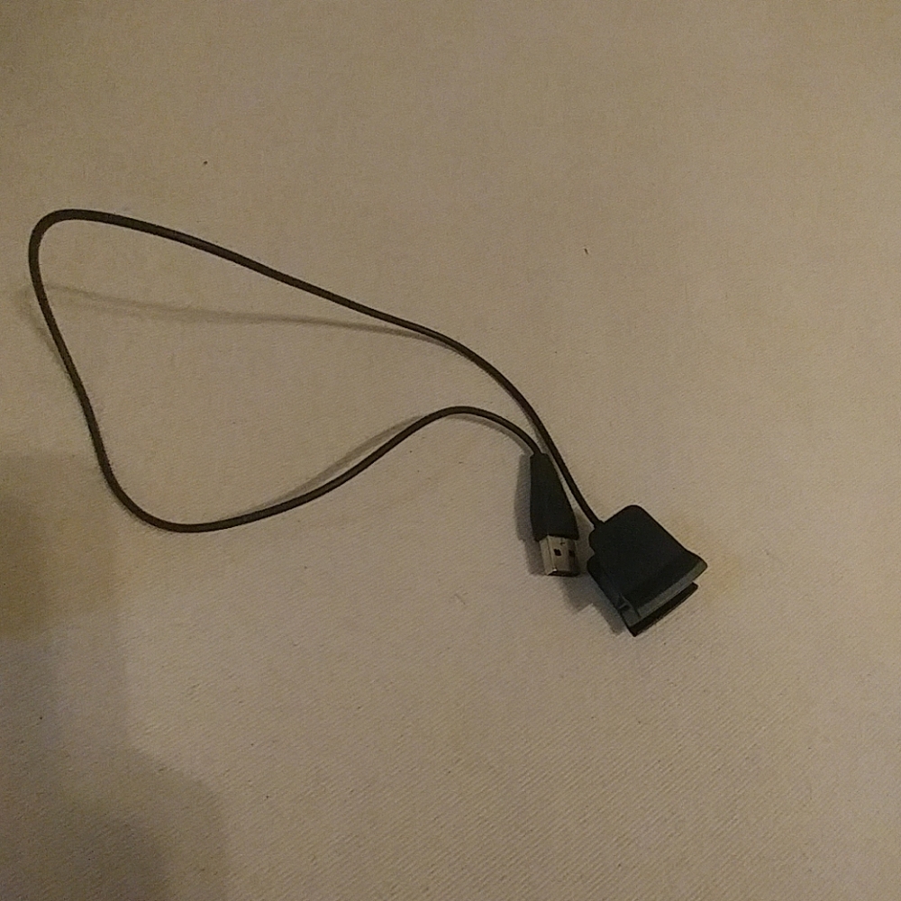 Fitbit Alta HR charger